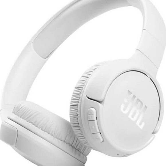 🎧 JBL Tune 520BT – On-Ear Wireless Headphones (White) - Picture 2 of 2